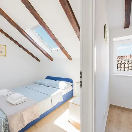 Sugar Suite,self Check In,split Center!! * スプリト